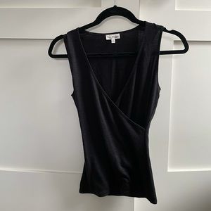 Aritzia Wilfred wrap sleeveless top